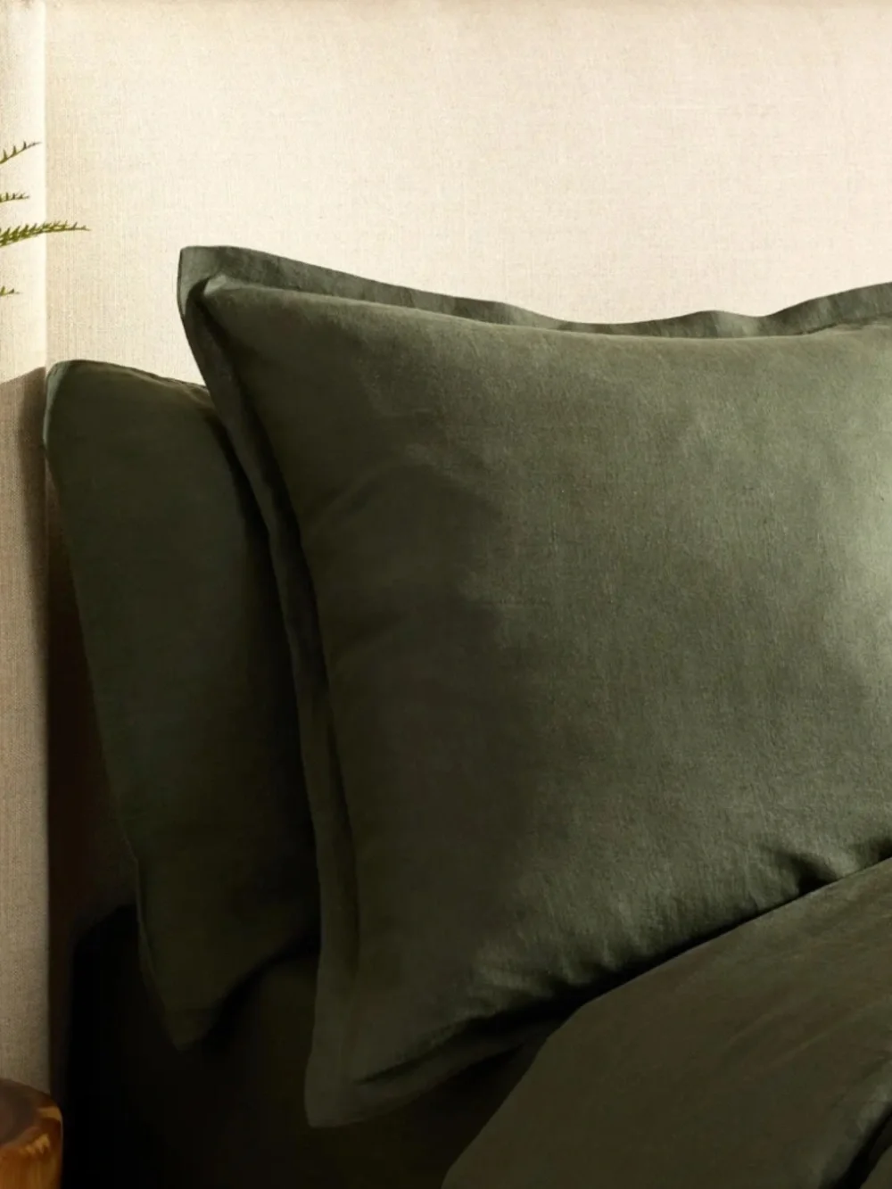 European Linen Euro Sham Pine Green 20 x 20